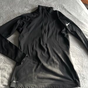 Nike long sleeve drifit top